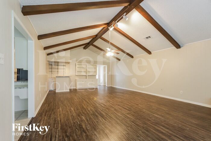 Building Photo - 2223 Masters Ln
