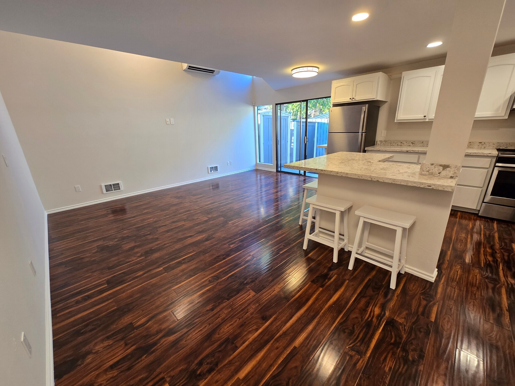 Building Photo - 12512 SE 42nd St