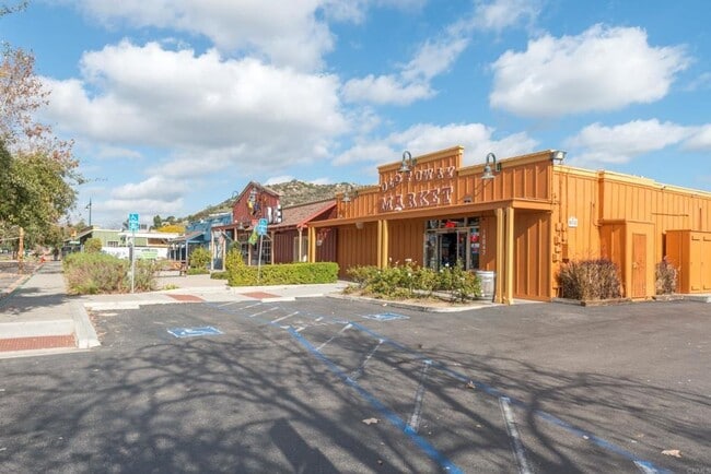 Building Photo - Remodeled 2BD Condo in the Heart of Old Poway