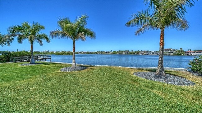 Building Photo - 1355 S Portofino Dr
