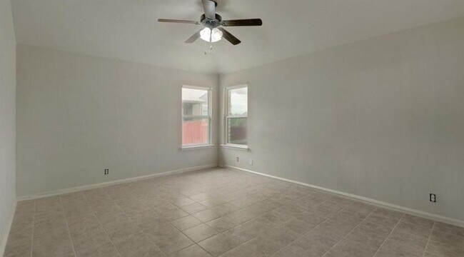 Building Photo - 1818 Sand Creek Rd
