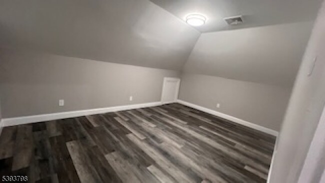 Building Photo - 109 Wanaque Ave