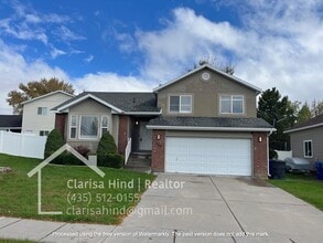 Building Photo - 262 1660 W