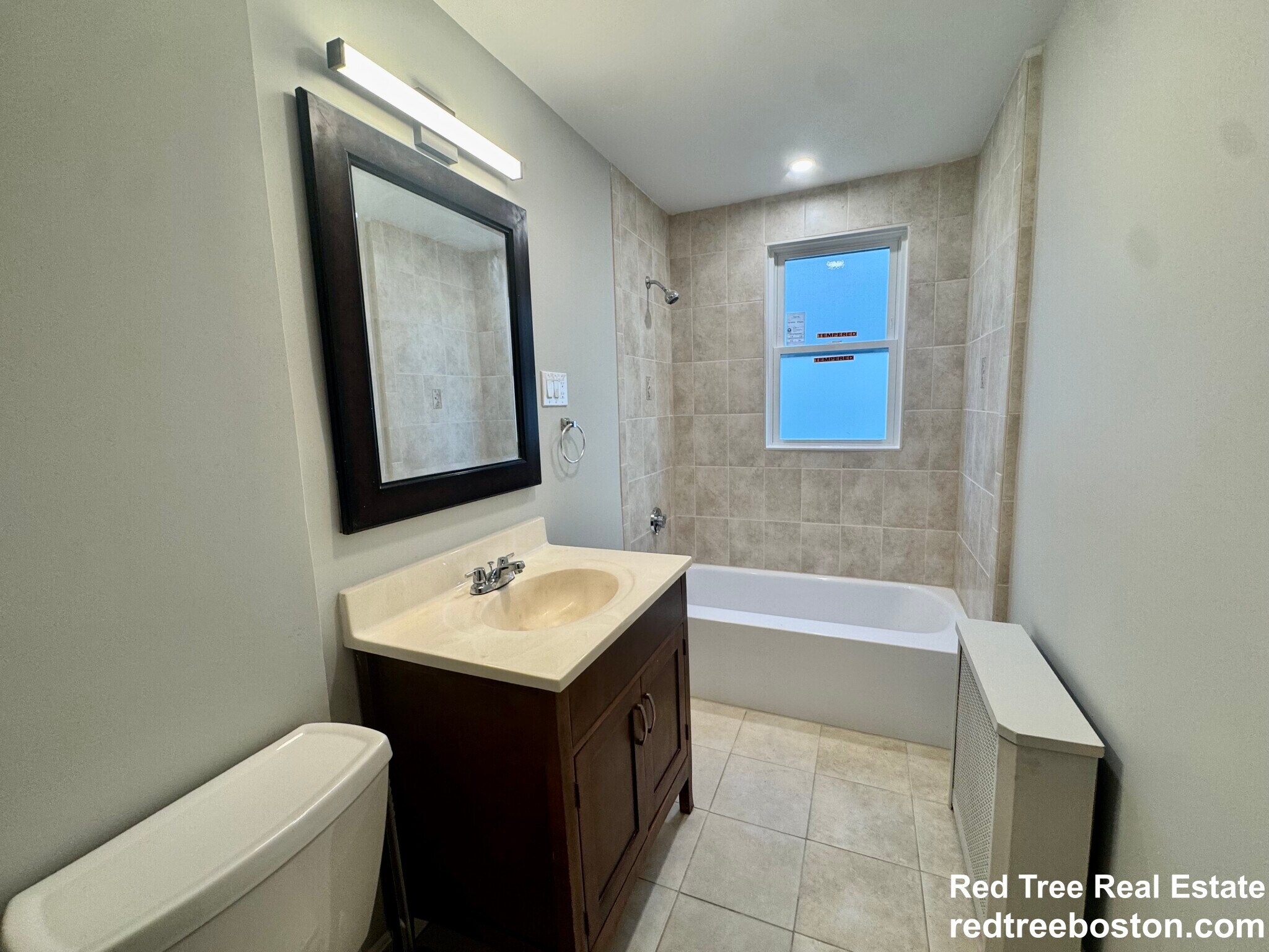 Building Photo - 69 Turner St