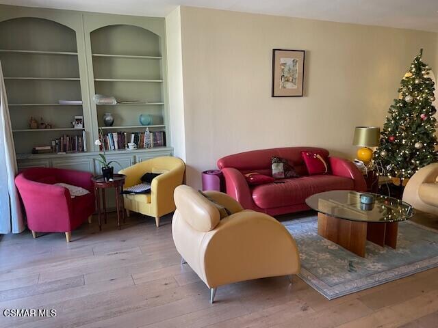 Building Photo - 5340 Yarmouth Ave