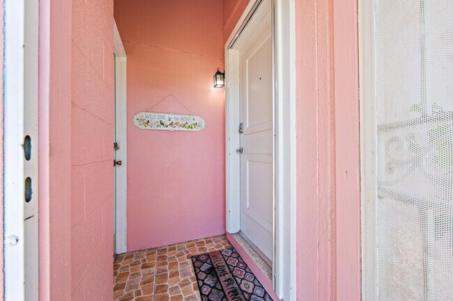 Building Photo - 4057 Chukker Dr