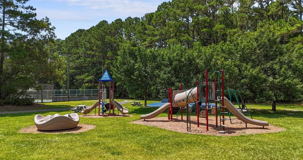 Community Playground - 117 Forecastle Ct