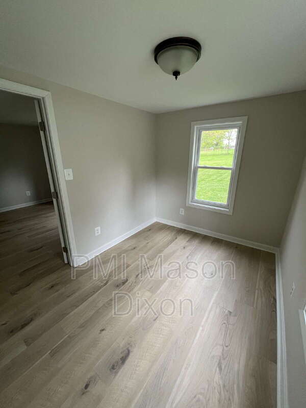 Building Photo - 4003 Schroeder Ave