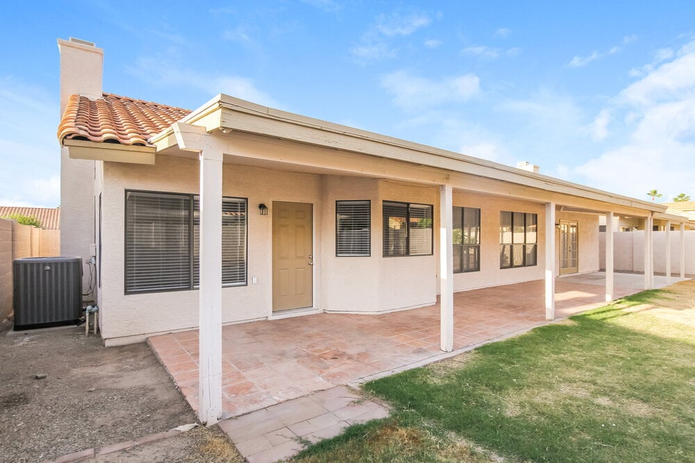 Building Photo - 11205 W Sunflower Pl