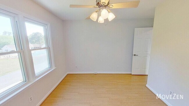 Building Photo - 3405 E Jameson Rd