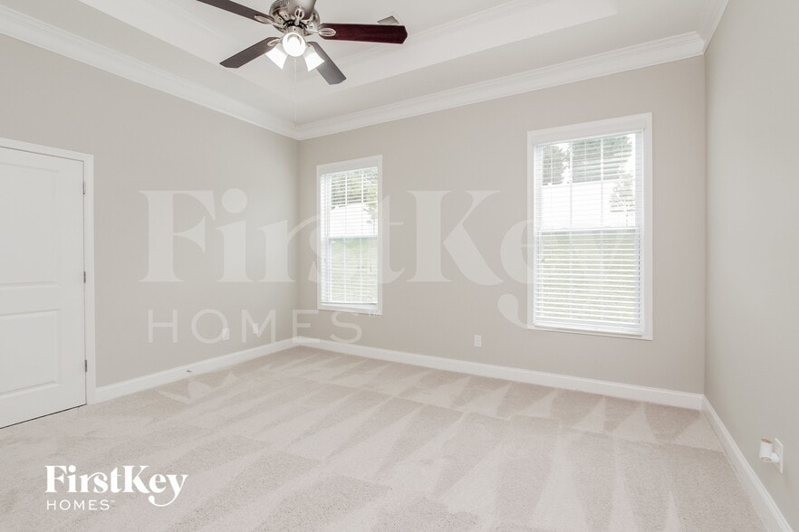 Building Photo - 3817 Norman View Dr