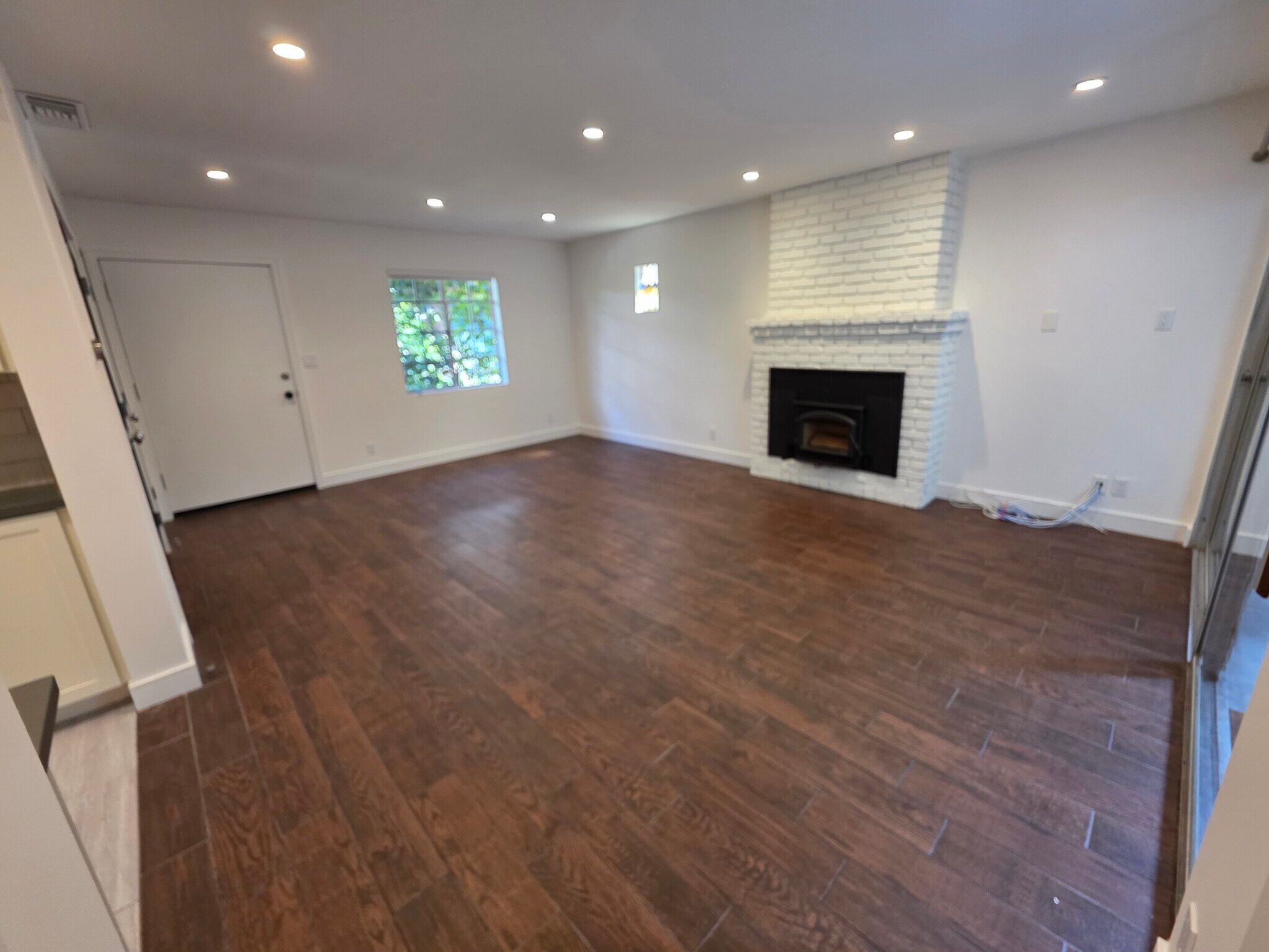 Building Photo - 8227 Redlands St
