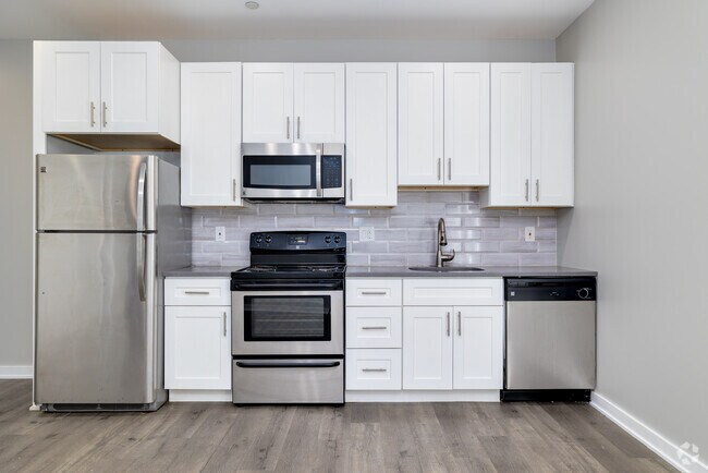 1BR, 1BA - 564SF - Kitchen - 1629 W Girard Ave