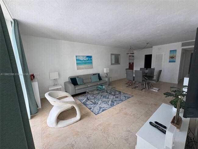 Primary Photo - 3801 S Ocean Dr