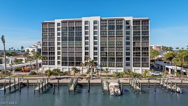 Building Photo - 2400 Gulf Shore Blvd N