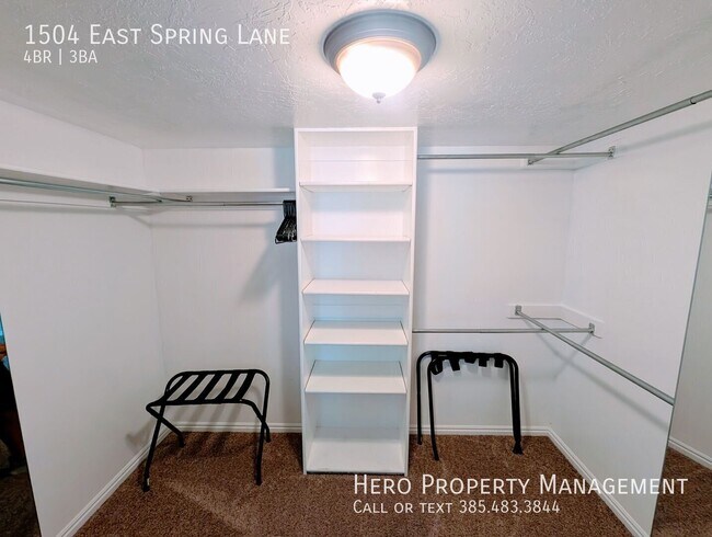 Building Photo - 1504 Spring Ln