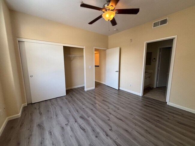 Building Photo - Beautiful 2nd Story 2 Bed 2 Bath House in Chula Vista