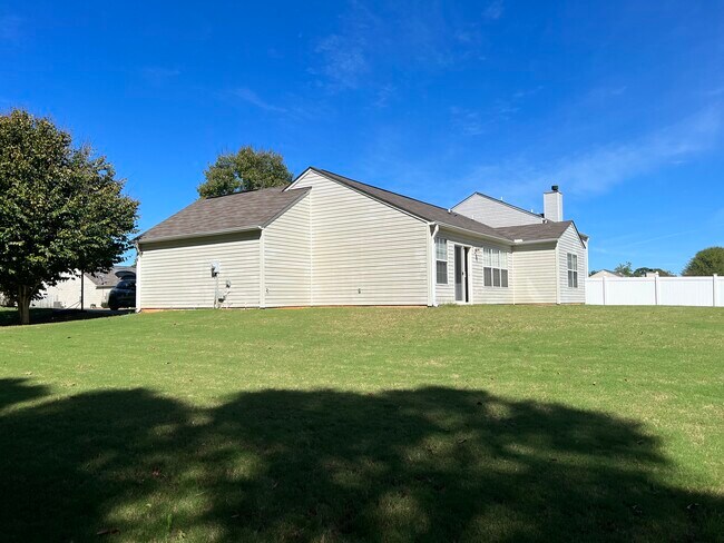 Building Photo - 315 Timberfield Way