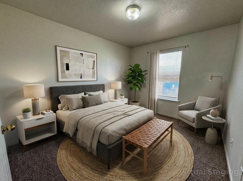 Building Photo - 400 Brittney Way