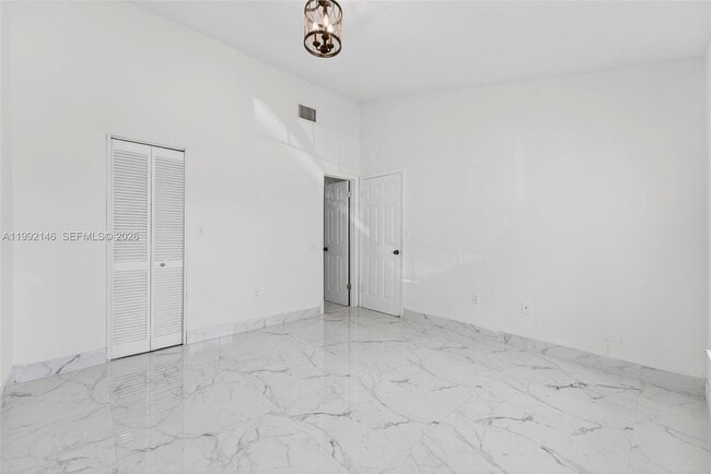 Building Photo - 10351 Juniper Ct