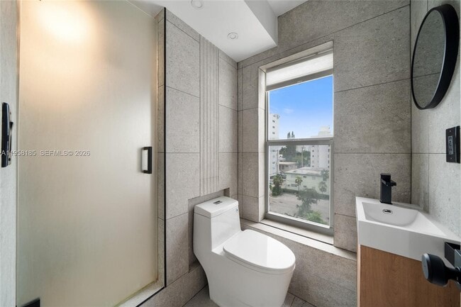 Building Photo - 1300 Alton Rd