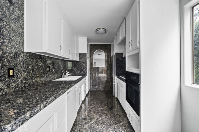 Building Photo - 6160 Whitsett Ave