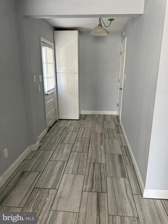 Building Photo - 303 3rd Ave SE