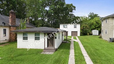 Building Photo - 1078 Day Ave