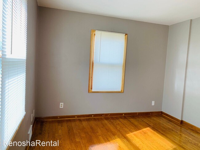 Building Photo - 3 br, 1 bath House - 7807 28th Avenue