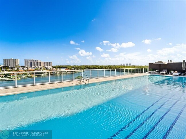 Building Photo - 400 Sunny Isles Blvd