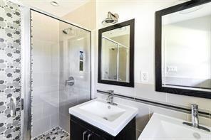 Building Photo - 11311 Gatewood Pl