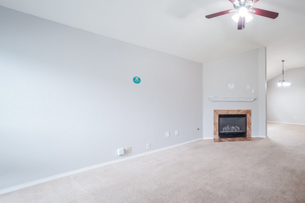 Building Photo - 15154 Elstree Dr