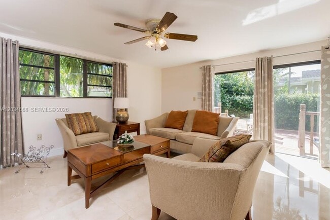 Building Photo - 4950 San Amaro Dr