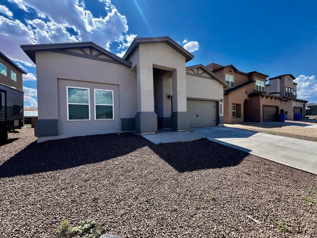 Building Photo - 11365 Hidalgo Dr