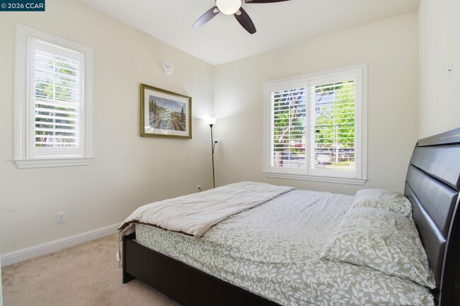 Building Photo - 1365 Bayberry View Ln