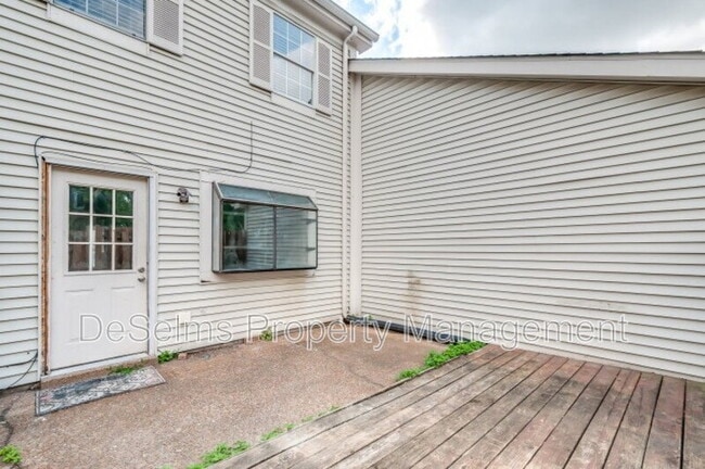Building Photo - 302 Ash Forge Dr