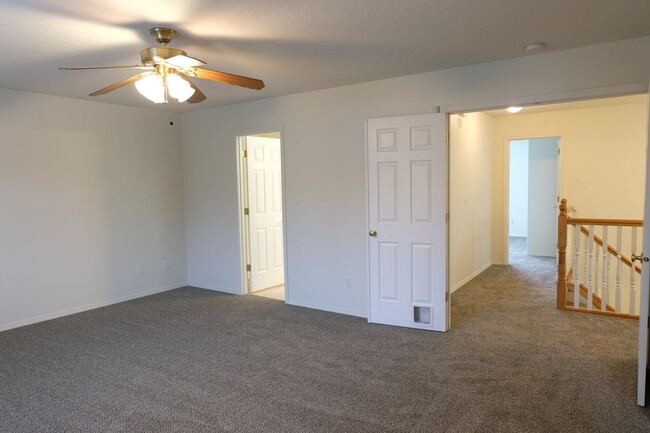 Building Photo - ***REST OF JANUARY FREE***? Your Dream Rental: Large, Serene Home with Fenced Yard?