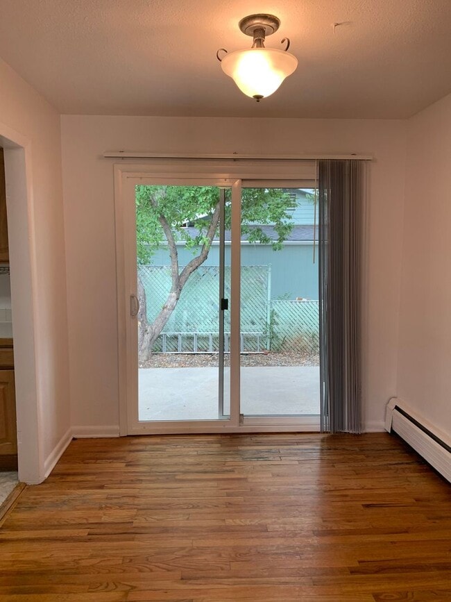 Building Photo - 4BD/2BA Table Mesa Home - Close to everything
