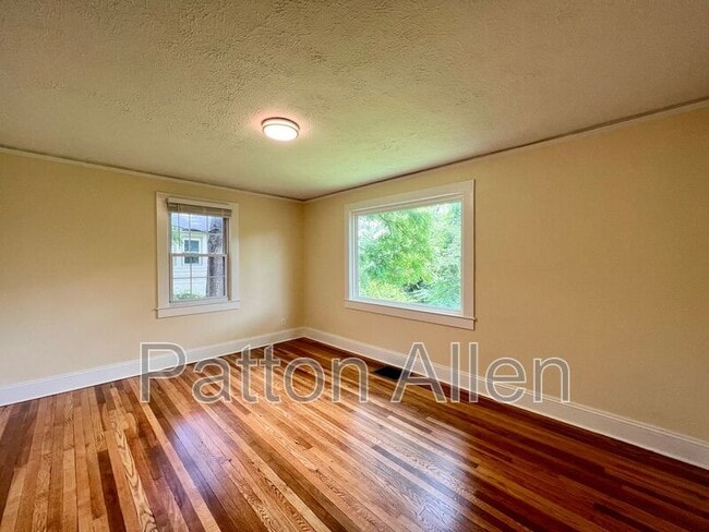 Building Photo - 145 Blanton St