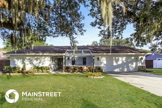 Building Photo - 1795 King Edward Dr