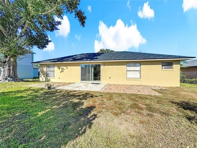 Building Photo - 203 Magellan Dr