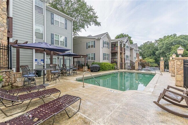 Building Photo - 304 Madison Ct