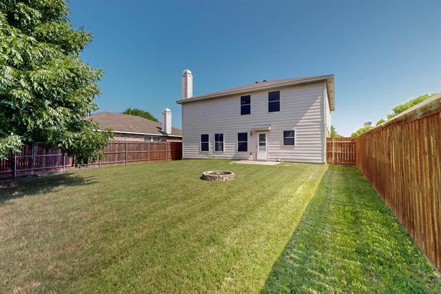 Building Photo - 2316 White Oak Dr