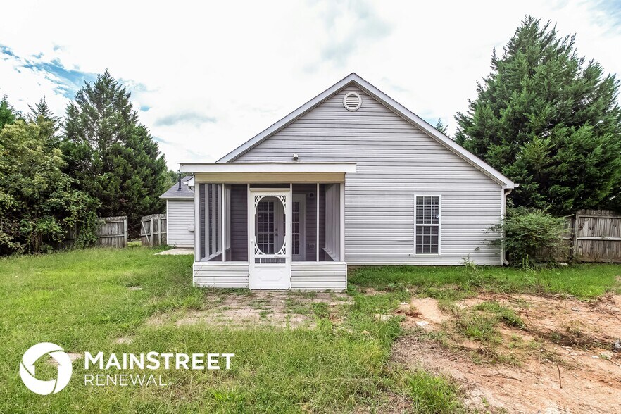 Building Photo - 2716 Brenston Dr