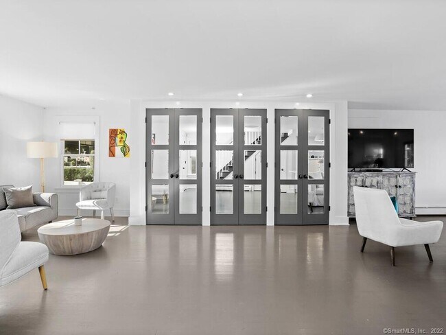 Building Photo - 199 Hillspoint Rd