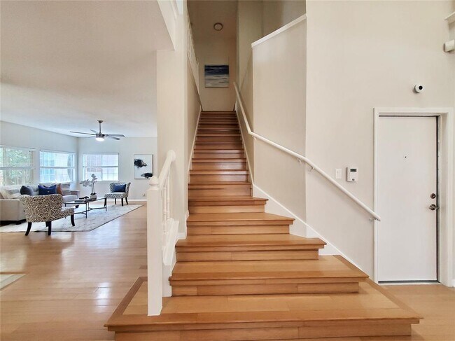 Building Photo - 11105 Crossland Dr