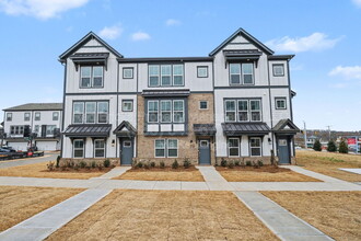 Building Photo - 2007 Hawksworth