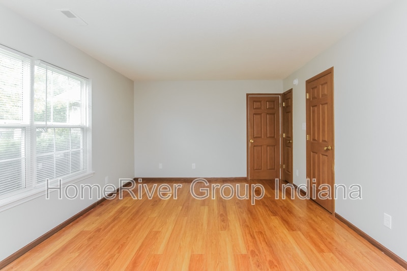 Building Photo - 108 Camelia Ct