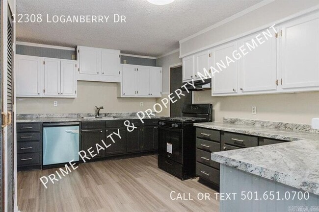 Building Photo - 12308 Loganberry Dr