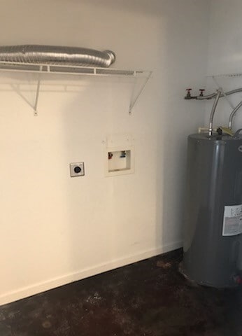 Building Photo - 2020 Southwood Dr